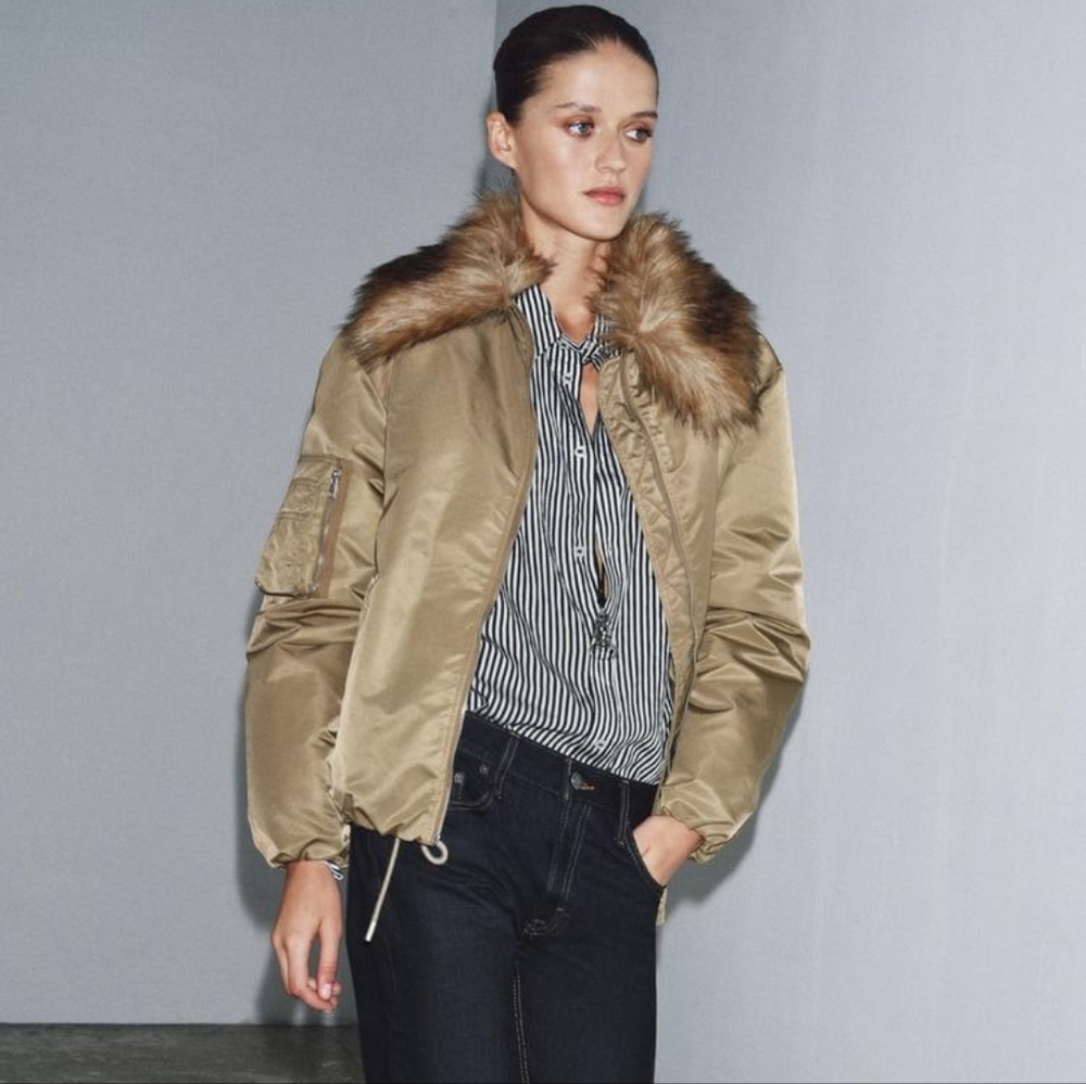ZW COLLECTION FAUX FUR COLLAR BOMBER JACKET SIZE M